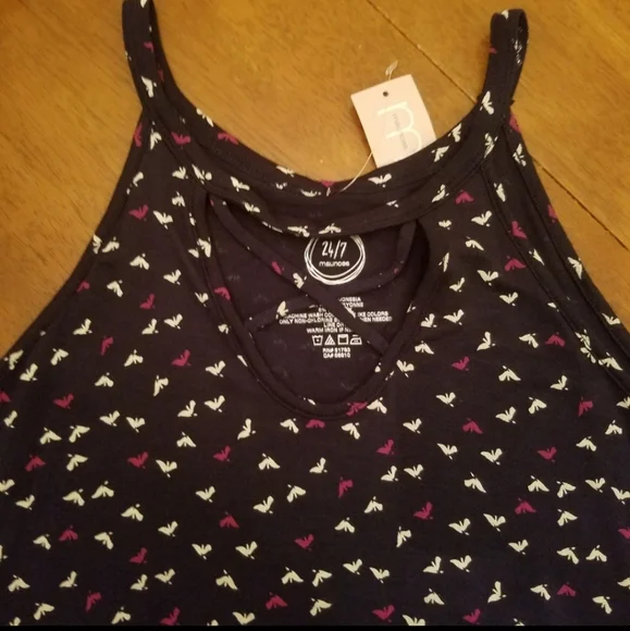 High Neck Butterfly Tank - Picture 1 of 2